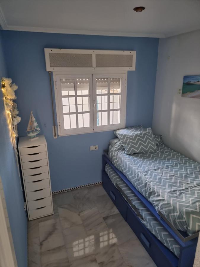 Playa De La Barrosa Apartment ชิกลานา เด ลา ฟรอนเตรา ภายนอก รูปภาพ